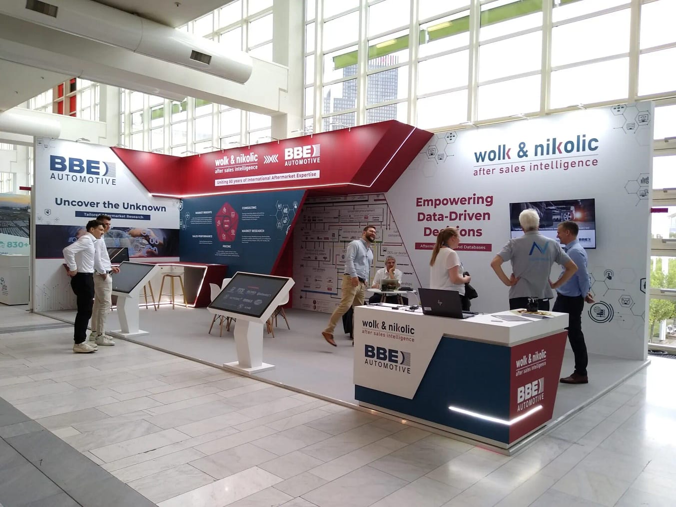 Messestand von Wolk & Nikolic auf der Automechanika Frankfurt